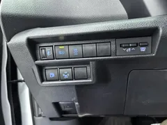 2021 Toyota Sienna 2.5L Hybrid Ultimate, белый — фото 11