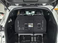 2021 Toyota Sienna 2.5L Hybrid Ultimate, белый — фото 18