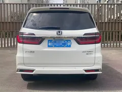 2022 Honda Odyssey 2.0L e:HEV, белый — фото 5