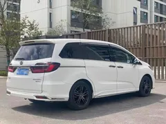 2022 Honda Odyssey 2.0L e:HEV, белый — фото 6
