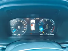 2021 Volvo XC60 4WD Sport, синий — фото 14