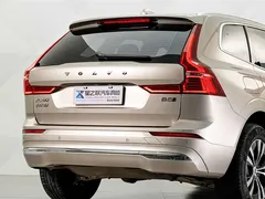 2023 Volvo XC60 B5 4WD Luxury — фото 7
