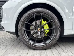 2021 Porsche Cayenne E-Hybrid 2.0T PHEV, белый — фото 11