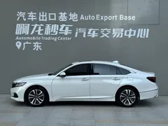 2022 Honda Accord Hybrid 2.0L, белый — фото 3