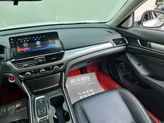 2022 Honda Accord Hybrid 2.0L, белый — фото 7