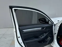 2022 Honda Accord Hybrid 2.0L, белый — фото 12