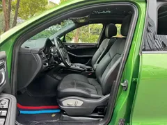 2021 Porsche Macan 2.0T, зелёный — фото 6