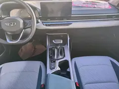 2022 Geely Emgrand 4th Gen 1.5L CVT Luxury, белый — фото 9