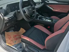2023 Changan Eado PLUS 1.4T GDI DCT Premium, белый — фото 4