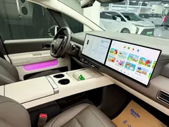 2024 Li Auto MEGA Ultra, белый — фото 17