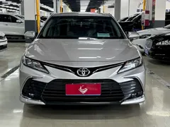 2021 Toyota Camry 2.0E Elite — фото 2