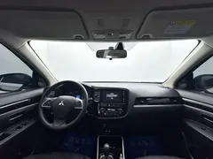 2021 Mitsubishi Outlander 2.0L 2WD 5, белый — фото 11