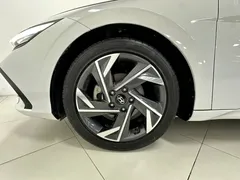 2023 Hyundai Elantra 1.5L CVT GLX Elite, белый — фото 8
