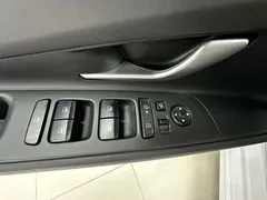 2023 Hyundai Elantra 1.5L CVT GLX Elite, белый — фото 12