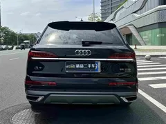 2022 Audi Q7 55 TFSI quattro S line, чёрный — фото 8