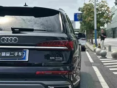 2022 Audi Q7 55 TFSI quattro S line, чёрный — фото 11
