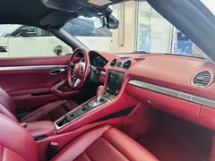 2022 Porsche 718 Boxster 2.0T, белый — фото 5