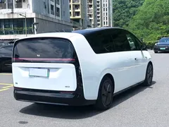 2025 Li Auto MEGA Home, белый — фото 7