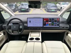 2025 Li Auto MEGA Home, белый — фото 12