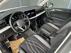 2022 Volkswagen Tiguan L 330TSI AT 2WD R-Line, белый — фото 11