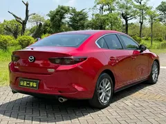 2021 Mazda 3 2.0L AT — фото 4