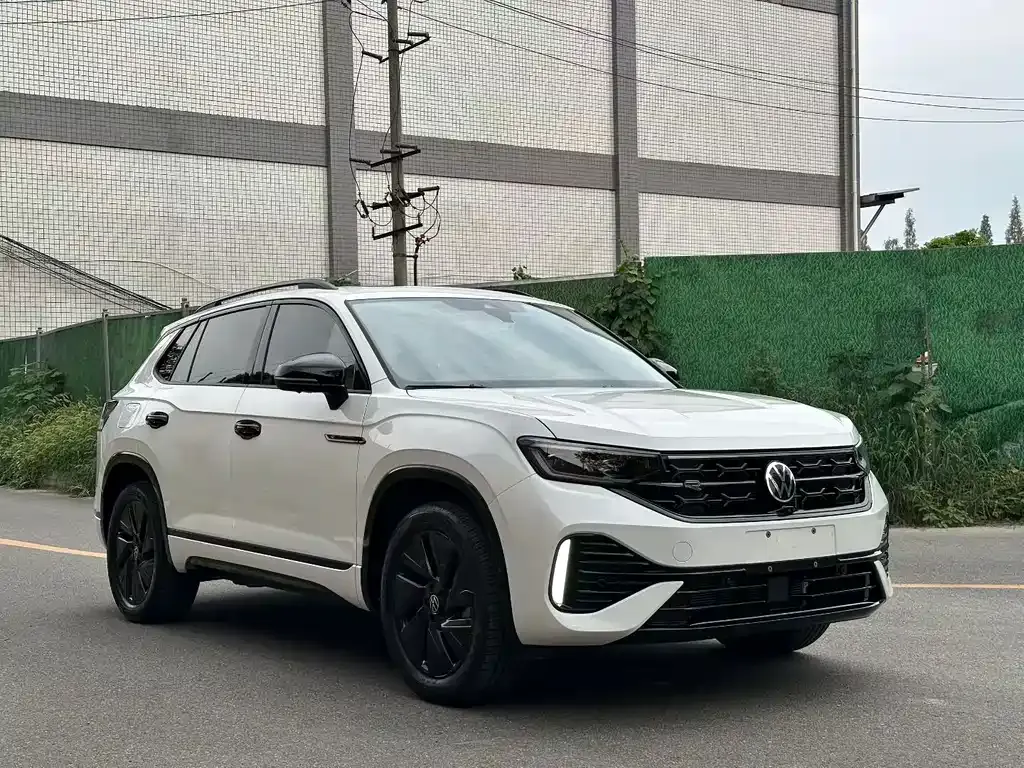 2023 Volkswagen Tayron 330TSI 2WD R-Line