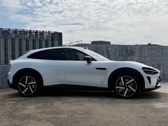 2025 Xiaomi YU7 4WD Max, белый — фото 4