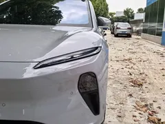 2024 Nio ET5T 75kWh Touring — фото 15