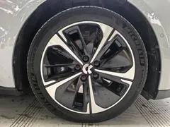 2024 Nio ET5T 75kWh Touring — фото 18