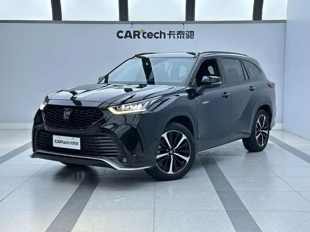 2022 Toyota Crown Kluger 2.5L HEV 4WD Luxury