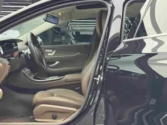 2022 Mercedes-Benz E-Class E 350 e L PHEV Sedan, чёрный — фото 8