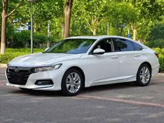2018 Honda Accord 260TURBO Luxury V, белый — фото 1