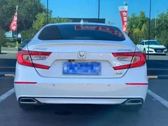 2018 Honda Accord 260TURBO Luxury V, белый — фото 5