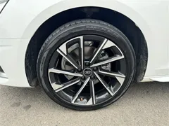 2022 Audi A4L 40 TFSI, белый — фото 20