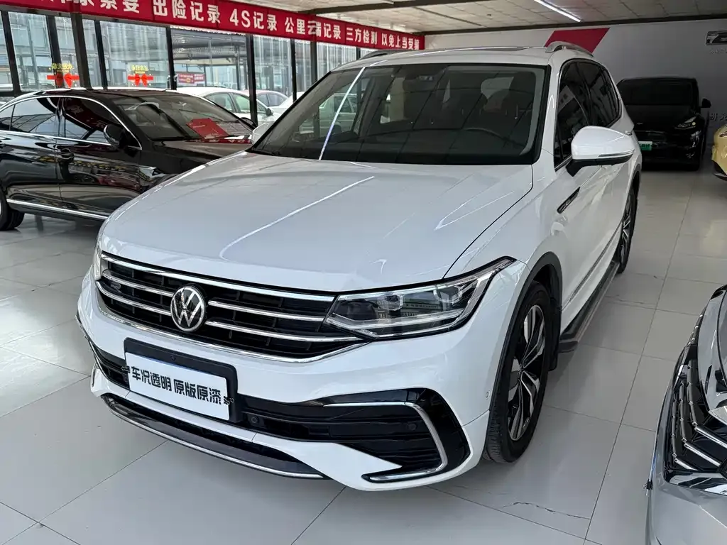 2022 Volkswagen Tiguan L 330TSI AT 2WD R-Line