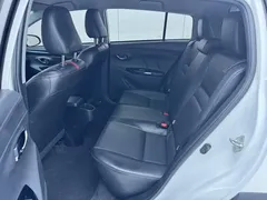 2022 Toyota Yaris L Zhixuan X 1.5L CVT PLUS, белый — фото 11