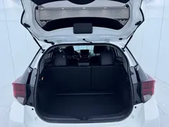 2022 Toyota Yaris L Zhixuan X 1.5L CVT PLUS, белый — фото 14