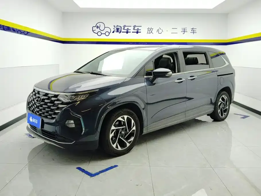2021 Hyundai Custo 380TGDi LUX Premium