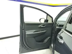 2021 Hyundai Custo 380TGDi LUX Premium, синий — фото 7