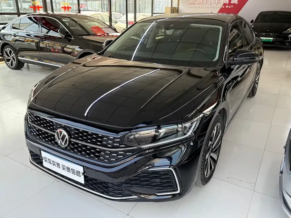 2022 Volkswagen Passat 330TSI Luxury
