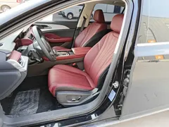 2025 Hongqi H5 PHEV 130, чёрный — фото 11