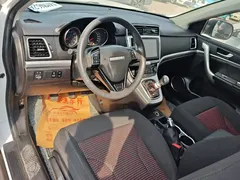 2019 Haval M6 1.5T MT 2WD VI, белый — фото 12