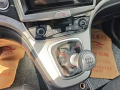2019 Haval M6 1.5T MT 2WD VI, белый — фото 16