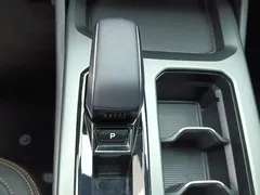 2023 Geely Haoyue L 2.0T DCT — фото 16