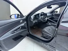 2022 Hyundai Elantra 1.5L CVT 20th Anniversary, чёрный — фото 7
