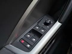 2023 Audi Q3 35 TFSI 1.4T, белый — фото 14