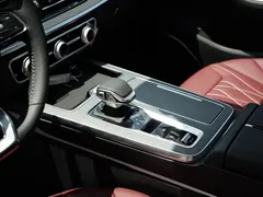 2025 Hongqi HS5 2.0T 2WD Pro, чёрный — фото 18