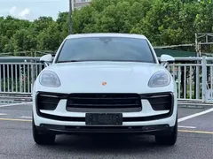 2022 Porsche Macan T 2.0T, белый — фото 2