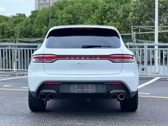 2022 Porsche Macan T 2.0T, белый — фото 6