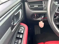2022 Porsche Macan T 2.0T, белый — фото 14